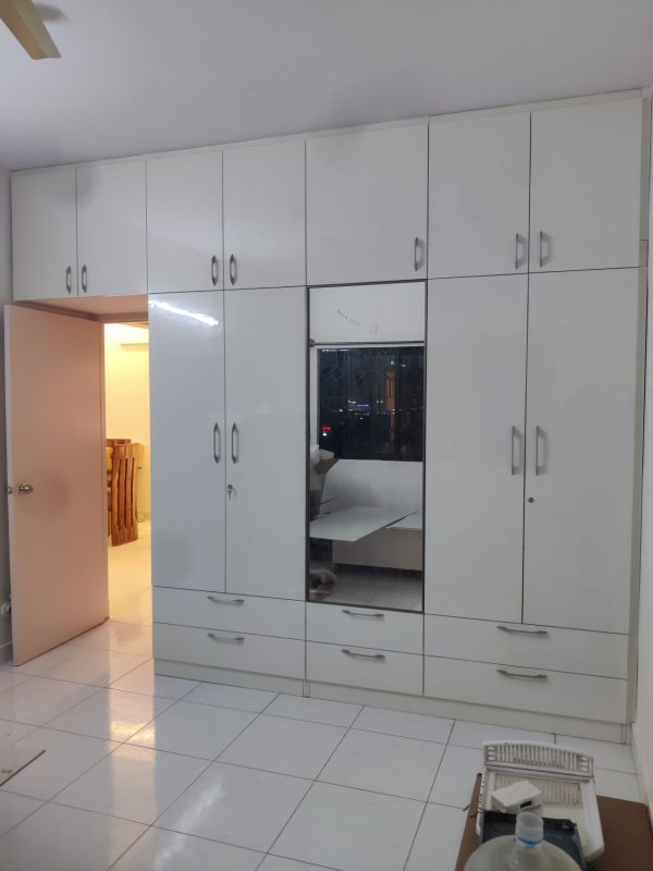 Wardrobe with Loft & Cabinet Work in Bhopal – Completed by The Sofa Shoppe | Tiwari Interiors