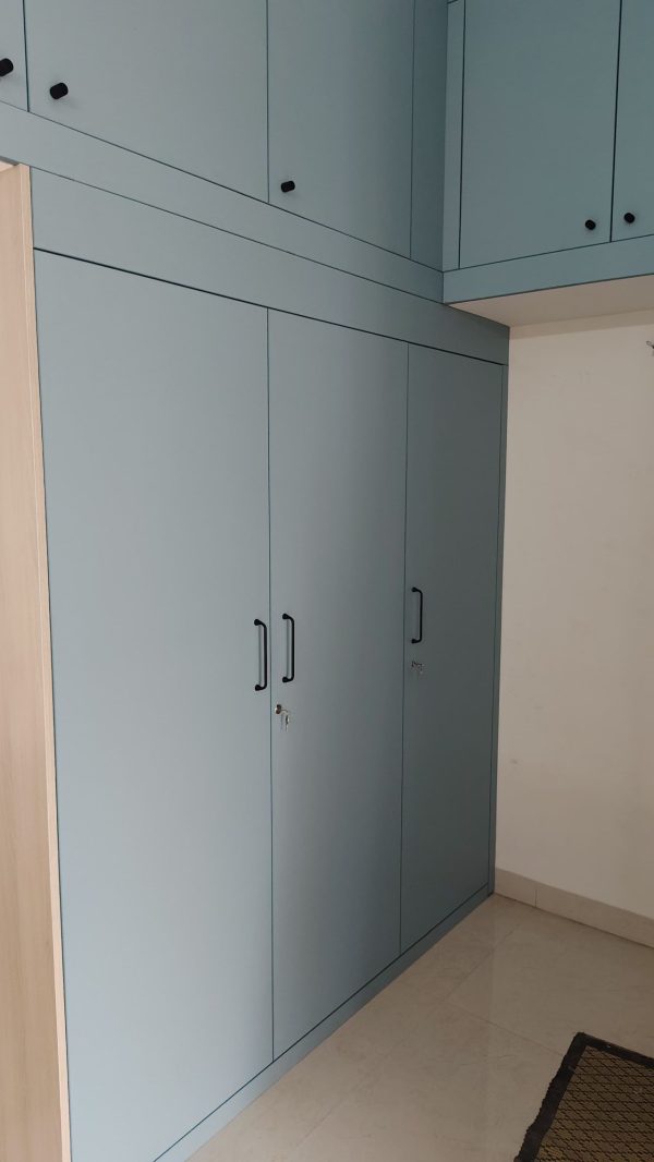 Wardrobe with Loft & Cabinet Work in Bhopal – Completed by The Sofa Shoppe | Tiwari Interiors